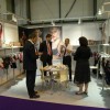 Latvijas vēstnieks Lielbritānijā apmeklē Latvijas ražotāju stendu starptautiskā apģērbu izstādē Moda